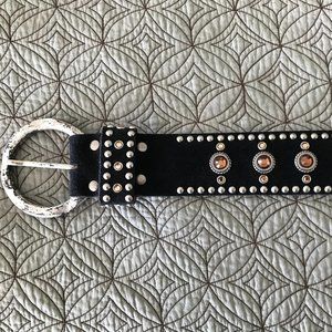 Embellished leather belt